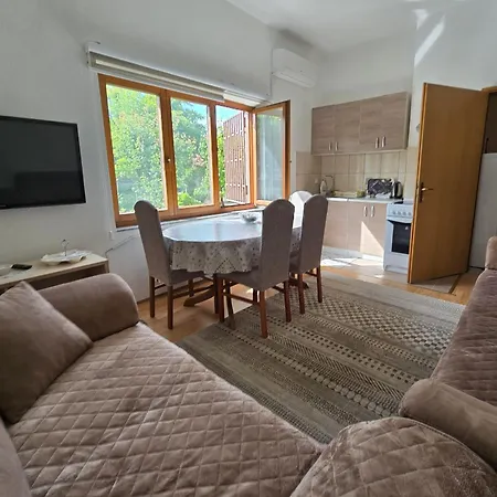 Apartmán Nedim - Free Parking