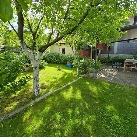 Nedim - Free Parking & Garden Near Airport *