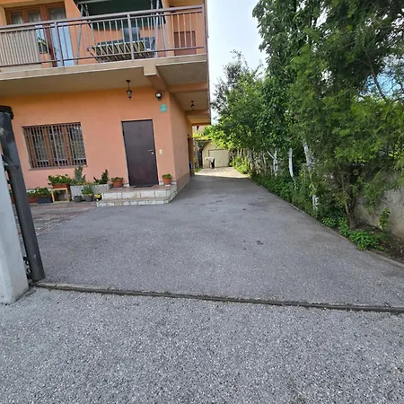 Nedim - Free Parking Apartmán *